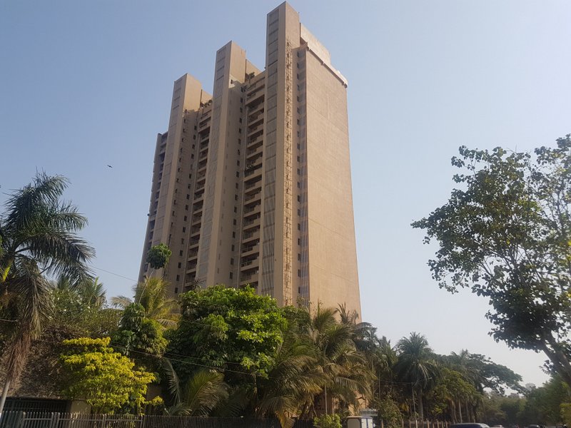 Building - Oberoi Sky Garden, Andheri West